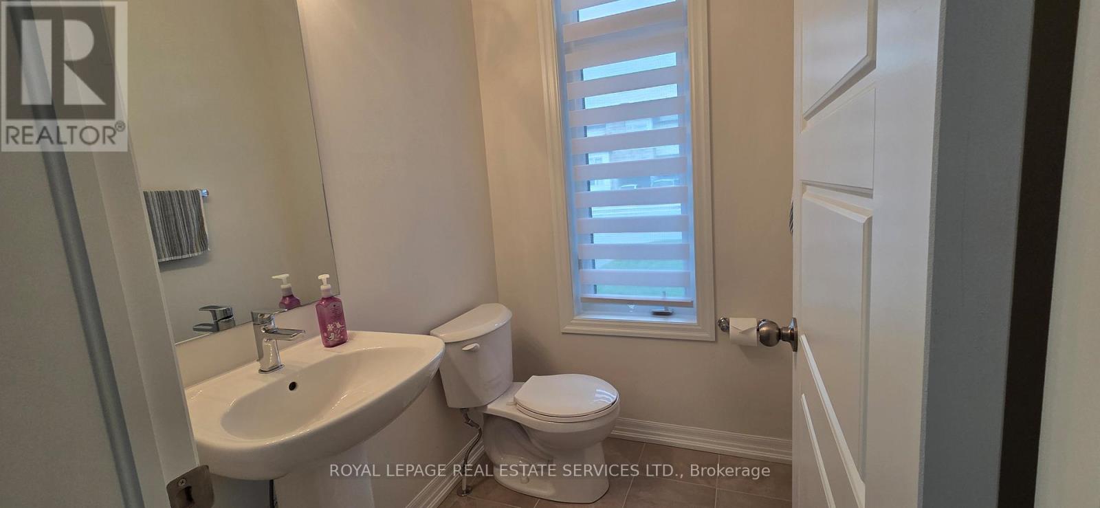 150 William Booth Avenue, Newmarket, Ontario  L3X 0K7 - Photo 6 - N13166764