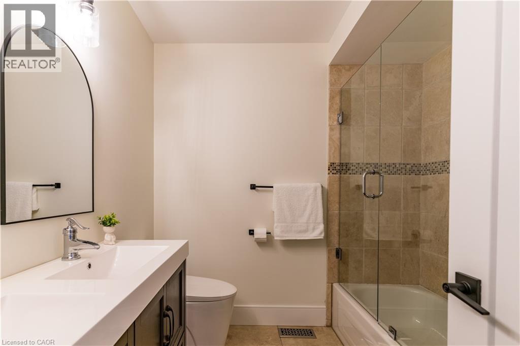 2 Orvieto Court, Stoney Creek, Ontario  L8E 5W1 - Photo 29 - 40832783