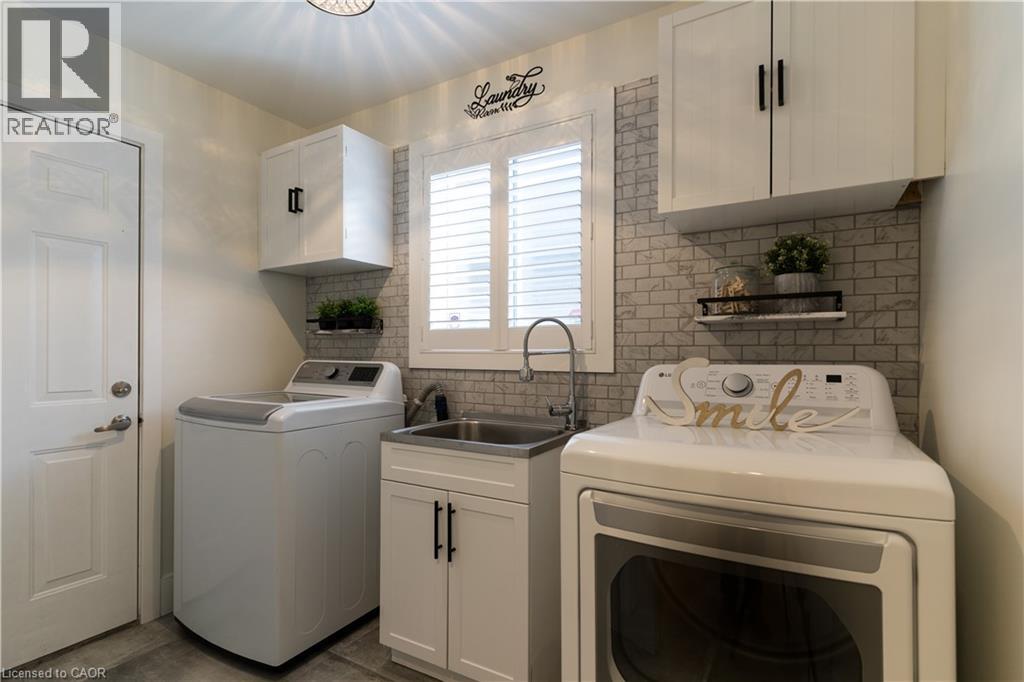 2 Orvieto Court, Stoney Creek, Ontario  L8E 5W1 - Photo 30 - 40832783