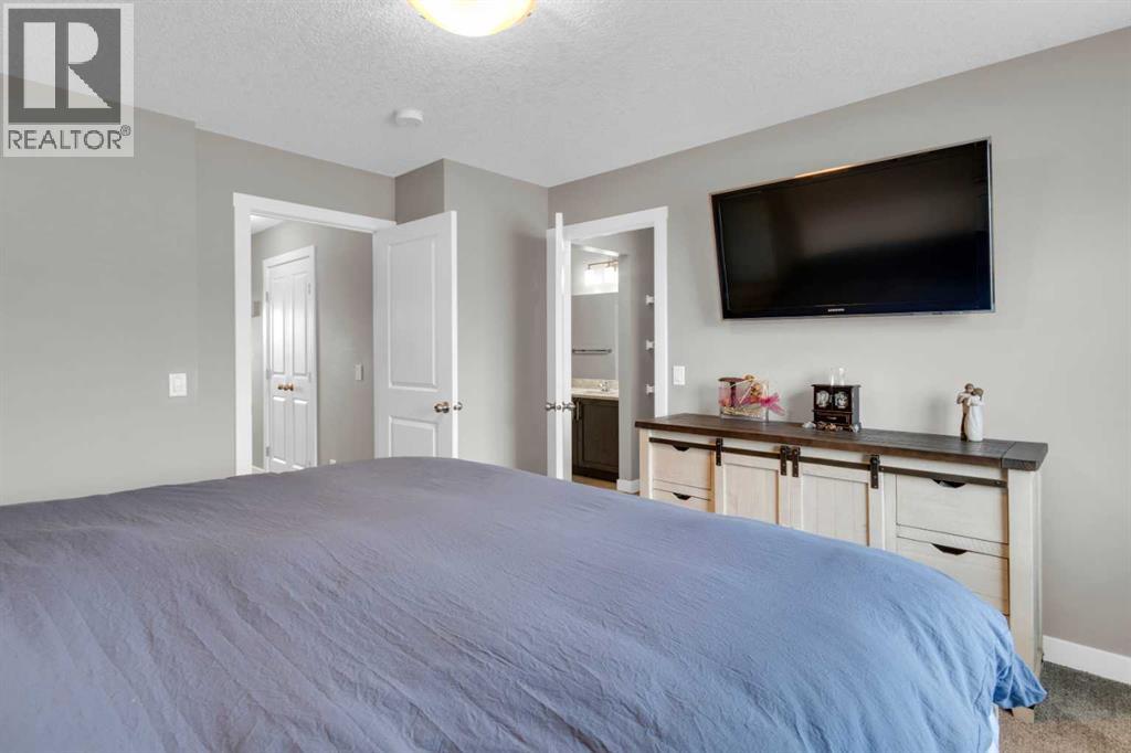 594 Hillcrest Road SW, Airdrie, Alberta  T4B 4C8 - Photo 14 - A2286426