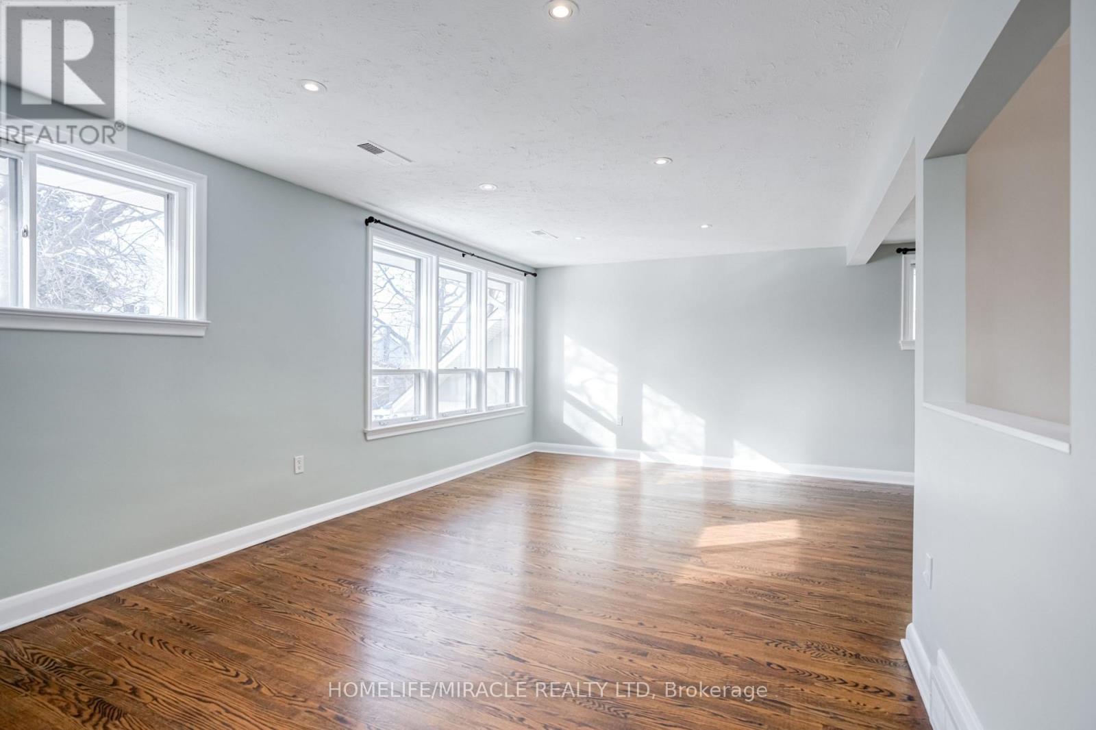 A - 34 Elizabeth Street S, Brampton, Ontario  L6Y 1R1 - Photo 8 - W13166752
