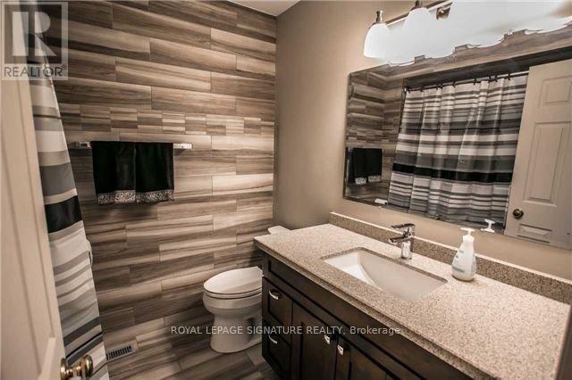 6517 Warbler Lane, Mississauga, Ontario  L5N 6E1 - Photo 16 - W13166756