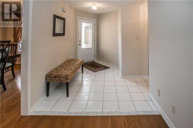 6517 Warbler Lane, Mississauga, Ontario  L5N 6E1 - Photo 4 - W13166756