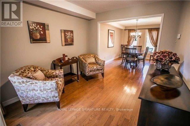 6517 Warbler Lane, Mississauga, Ontario  L5N 6E1 - Photo 7 - W13166756