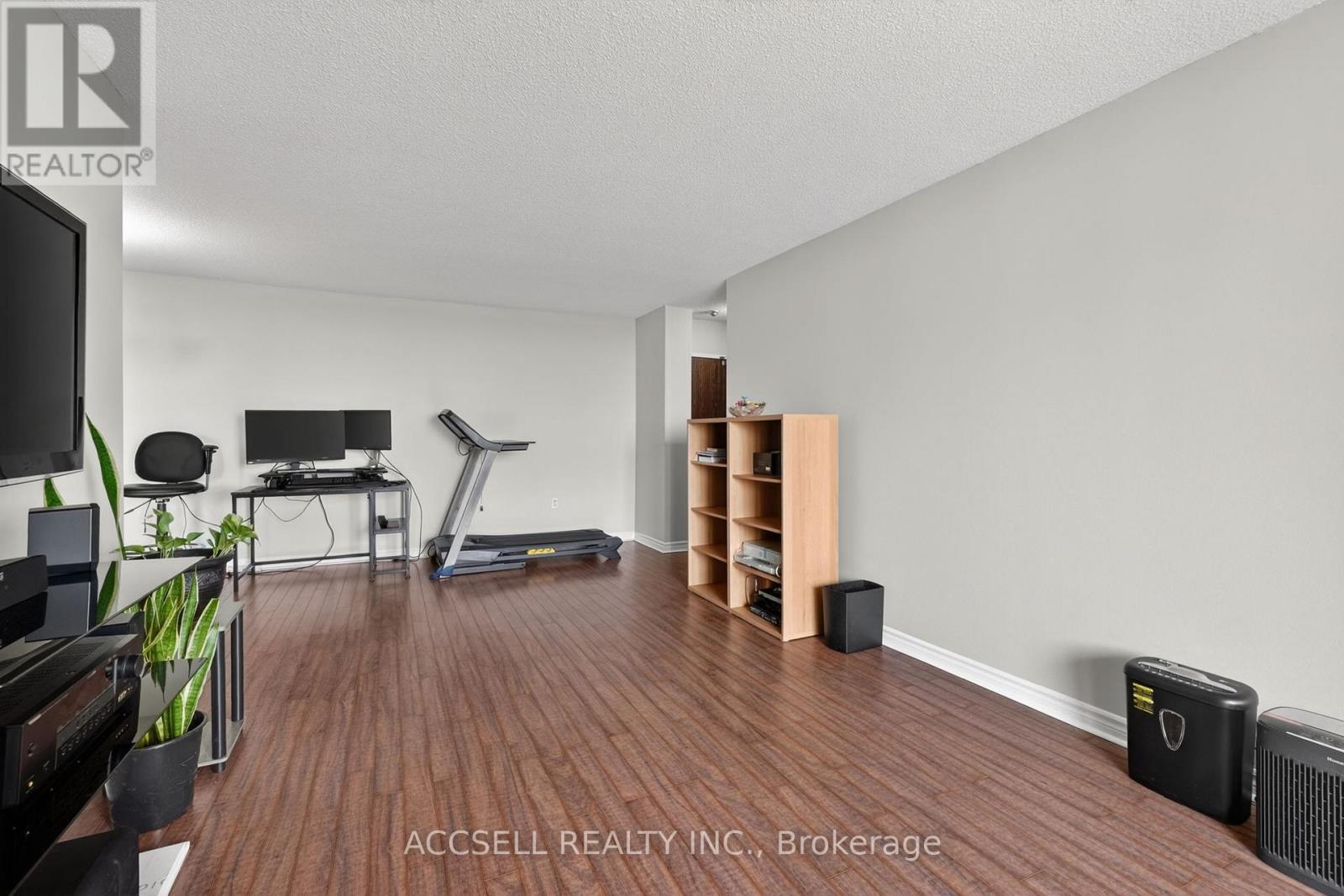 1607 - 17 Knightsbridge Road, Brampton, Ontario L6T 3X9 - Photo 10 - W13166760