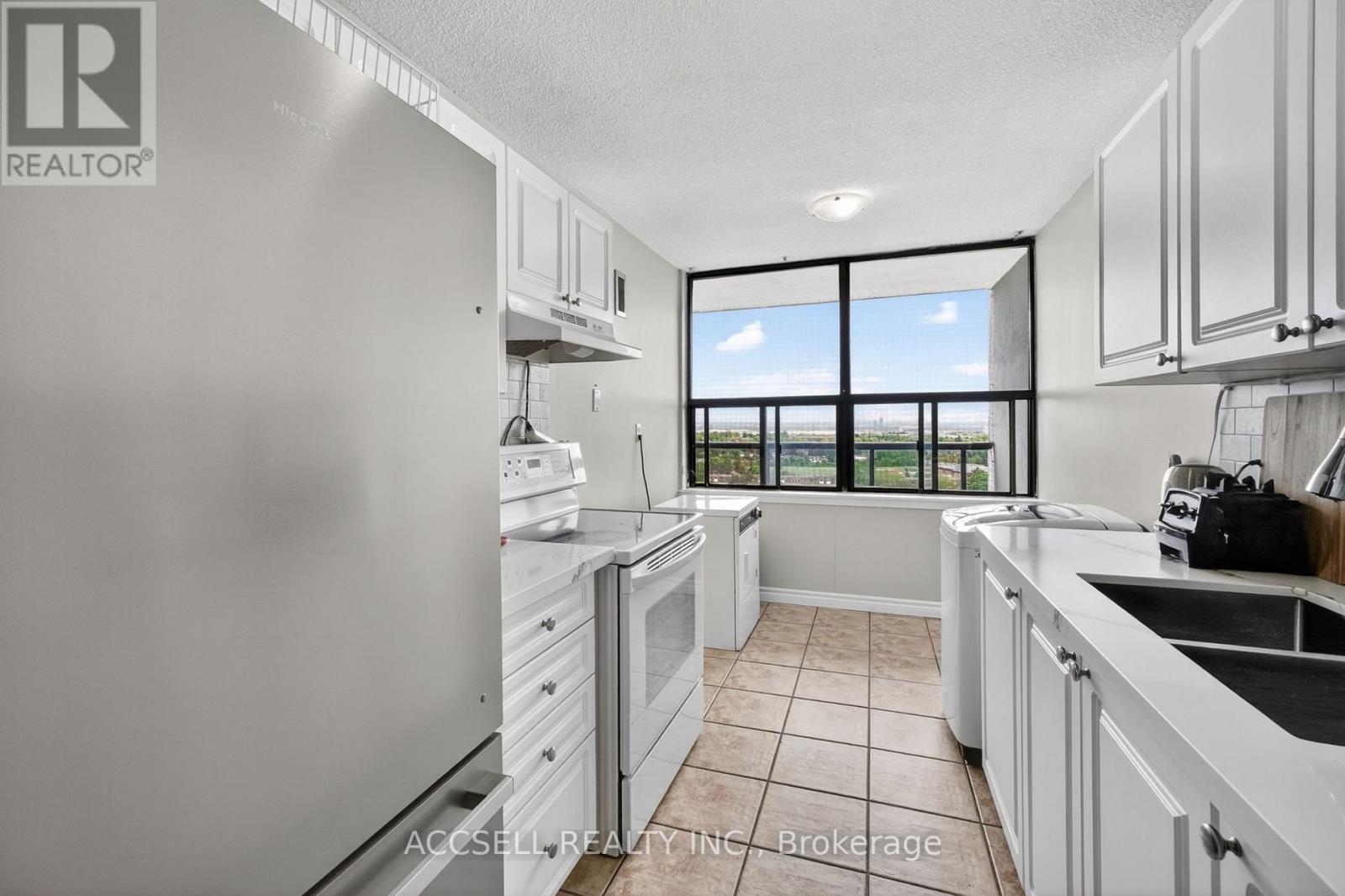 1607 - 17 Knightsbridge Road, Brampton, Ontario L6T 3X9 - Photo 18 - W13166760
