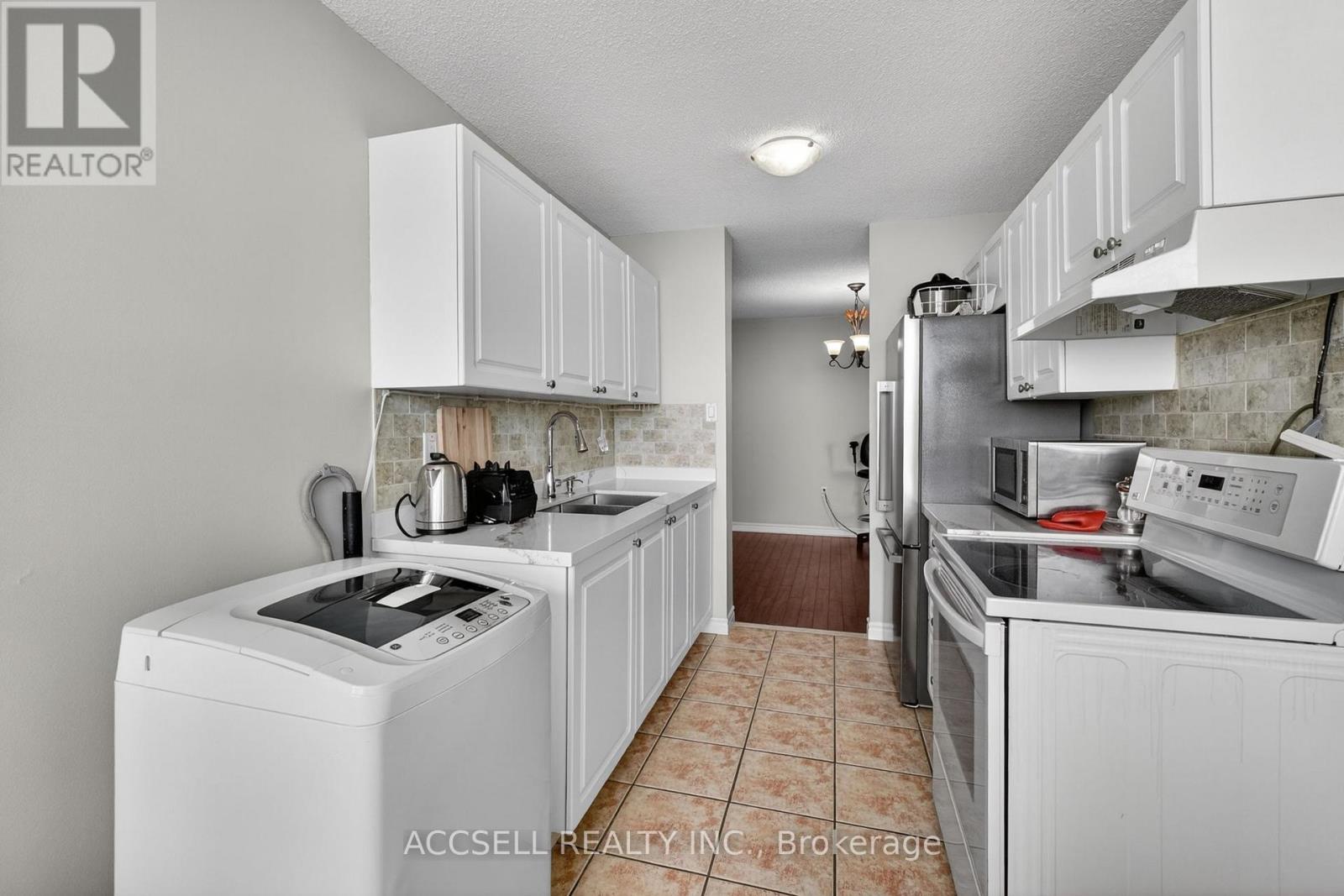 1607 - 17 Knightsbridge Road, Brampton, Ontario L6T 3X9 - Photo 22 - W13166760