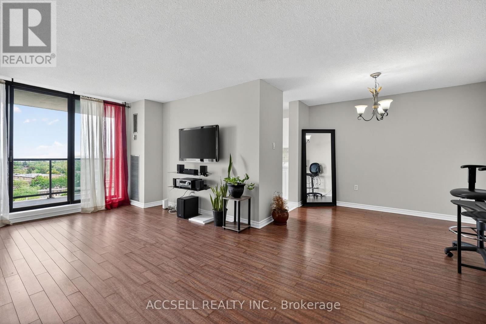 1607 - 17 Knightsbridge Road, Brampton, Ontario L6T 3X9 - Photo 7 - W13166760