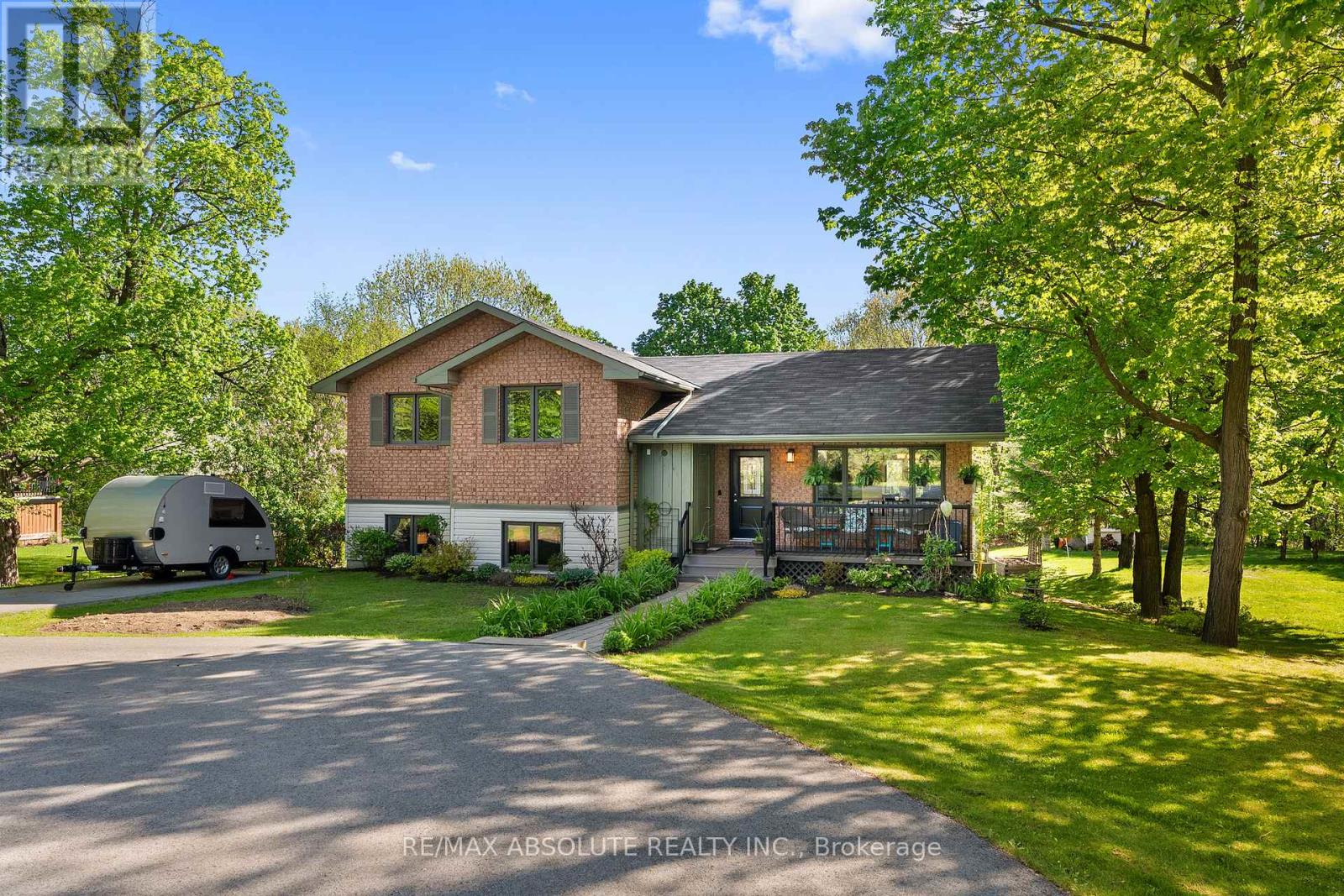 864 CENTRE STREET, McNab/Braeside, Ontario