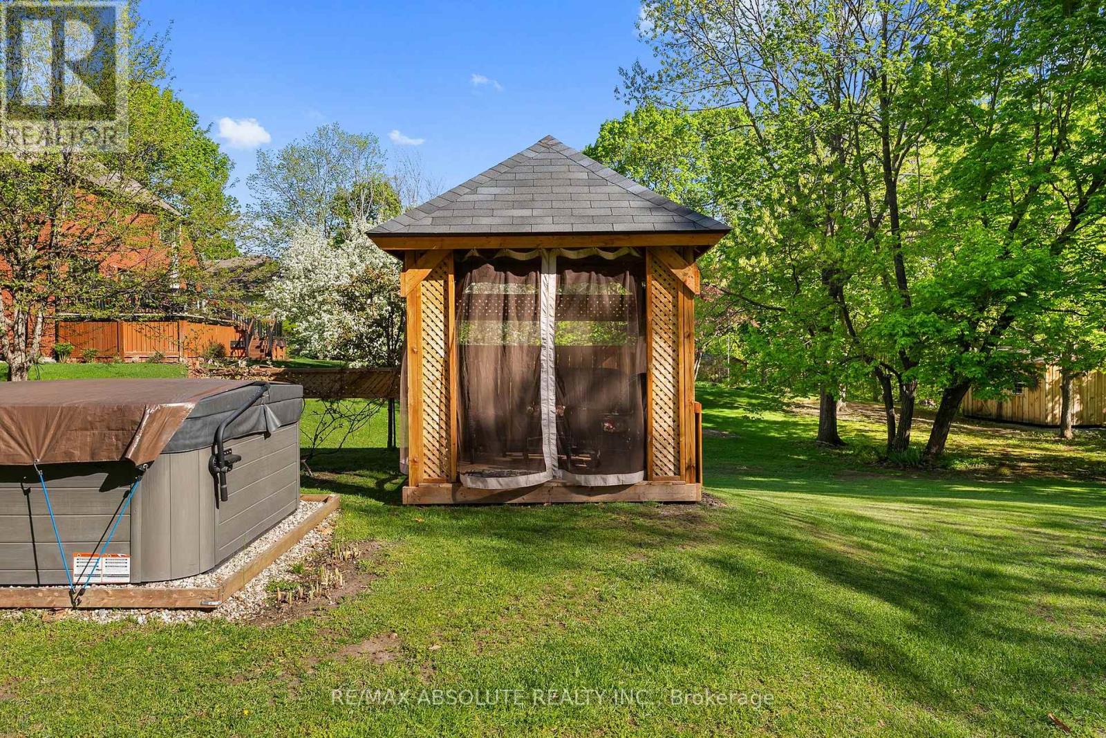 864 Centre Street, Mcnab/braeside, Ontario  K0A 1G0 - Photo 34 - X13164908