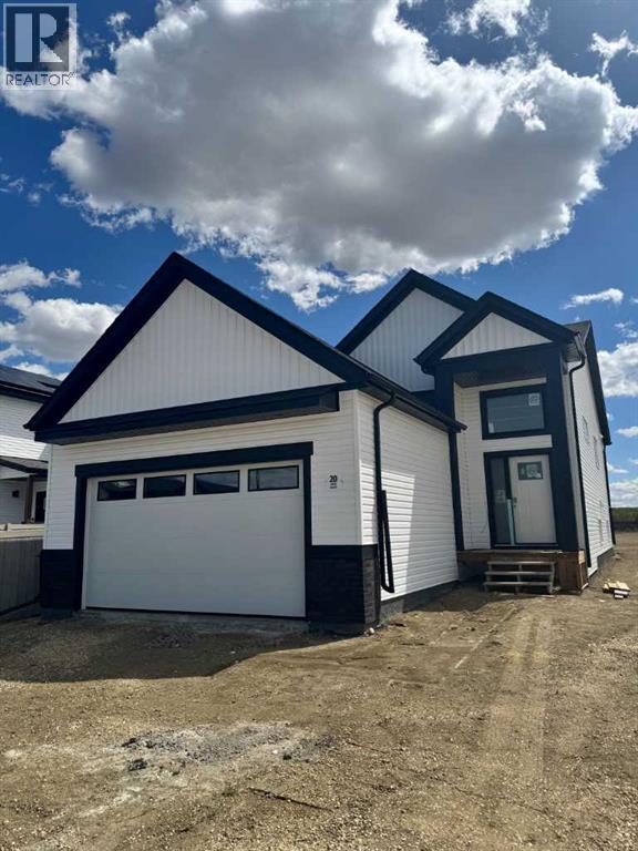 <div class="slider-price">$599,900.00</div><p>20 Ian Way, Sylvan Lake, Alberta</p>