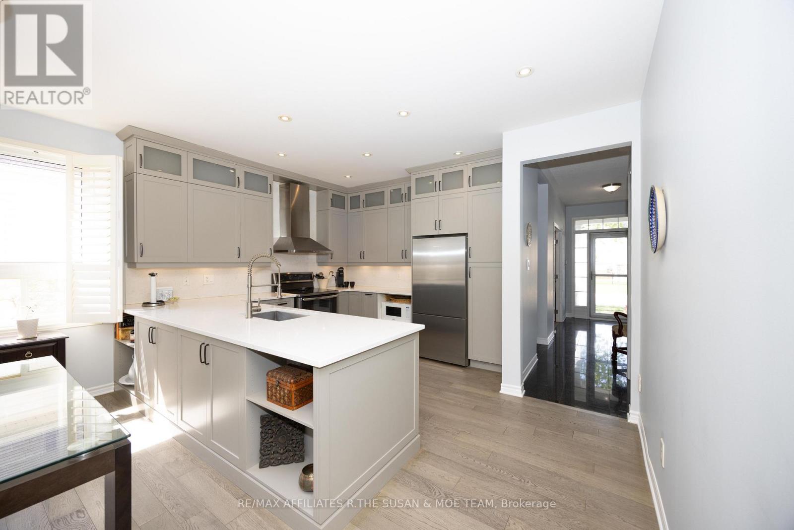 80 Black Bear Way, Ottawa, Ontario  K2S 2G6 - Photo 12 - X13166814