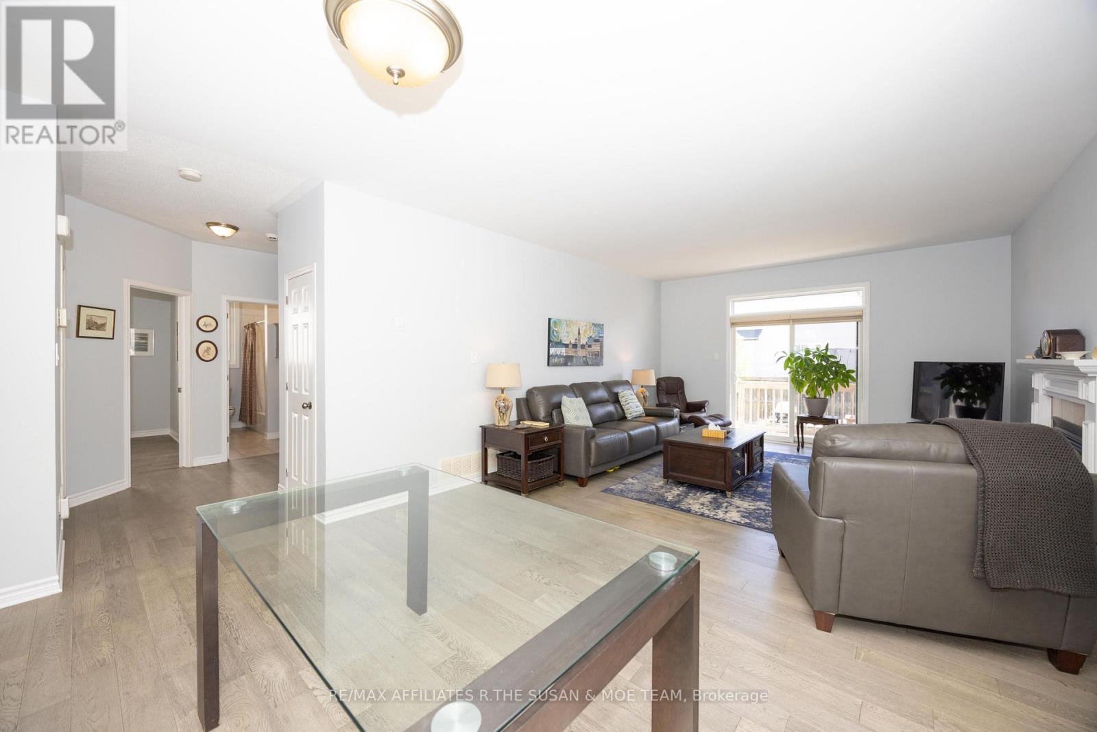 80 Black Bear Way, Ottawa, Ontario  K2S 2G6 - Photo 17 - X13166814