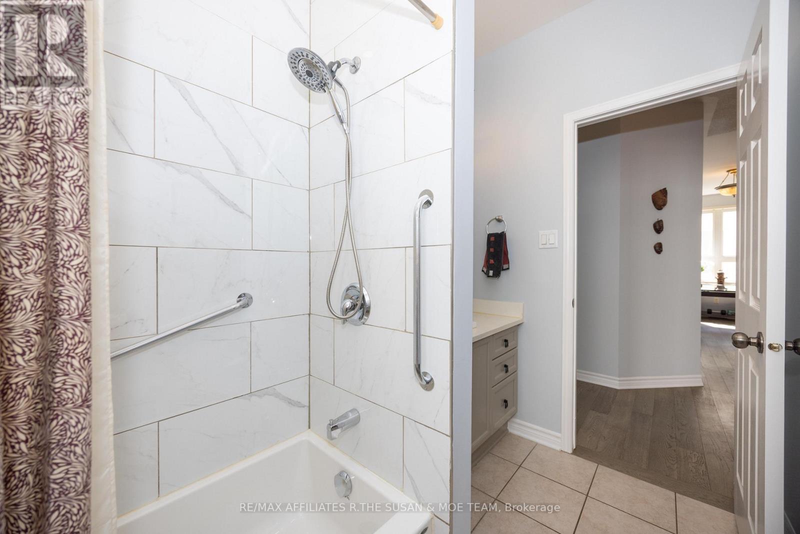 80 Black Bear Way, Ottawa, Ontario  K2S 2G6 - Photo 32 - X13166814