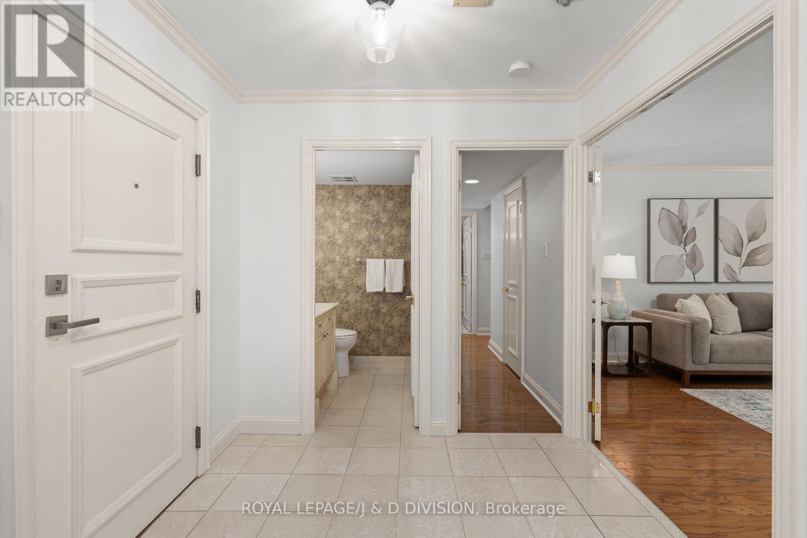 302 - 3800 Yonge Street, Toronto, Ontario  M4N 3P7 - Photo 3 - C13144630