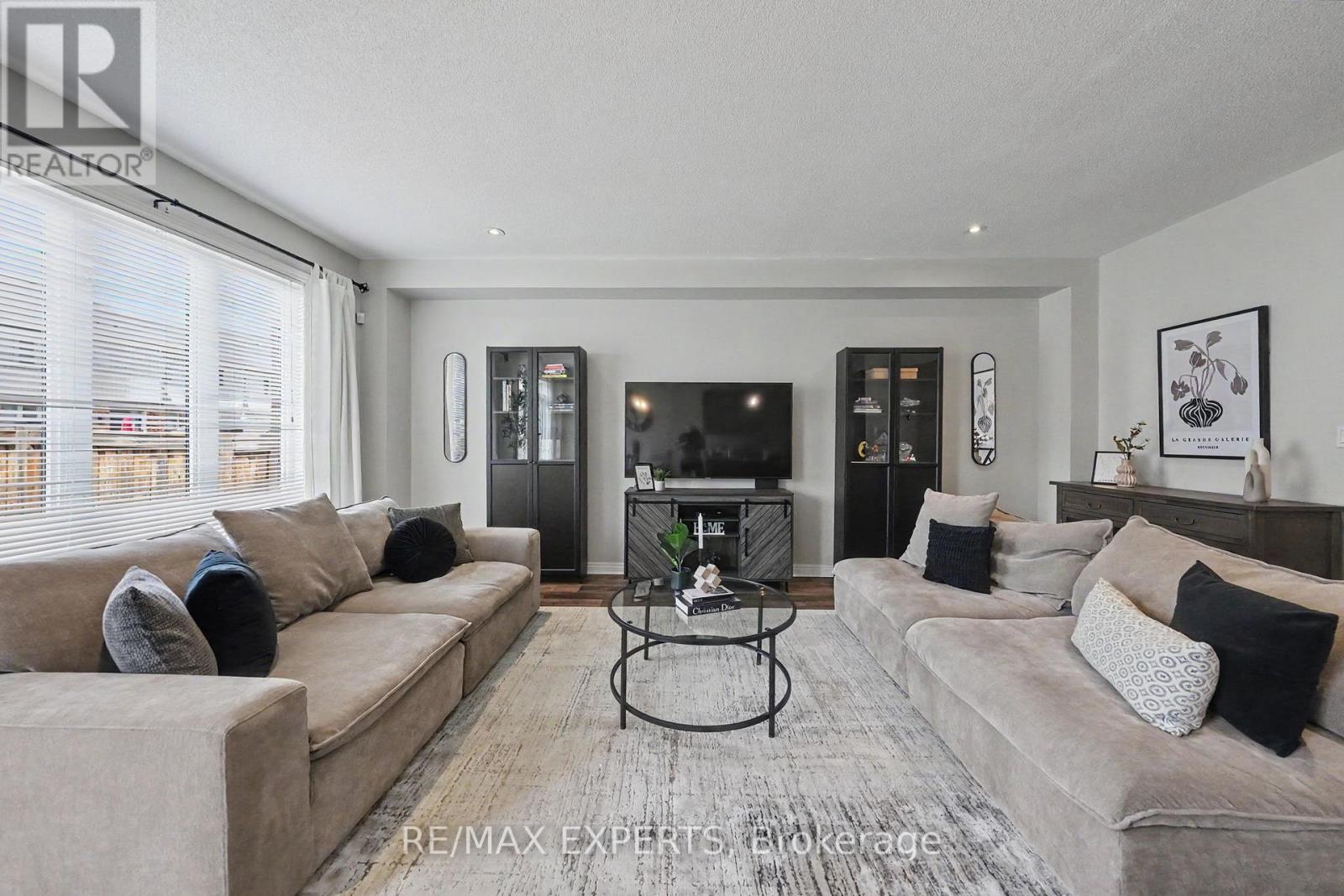 54 Weaver Terrace, New Tecumseth, Ontario  L0G 1W0 - Photo 13 - N13166798