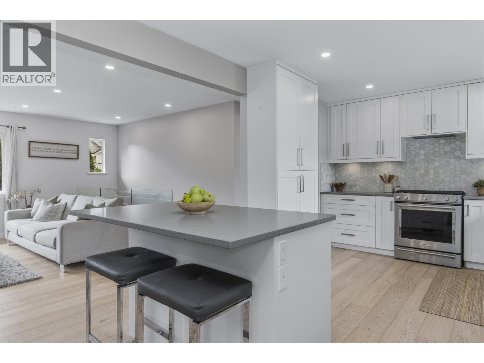 2101 Diamond Road, Squamish, British Columbia  V8B 0G2 - Photo 7 - R3118373