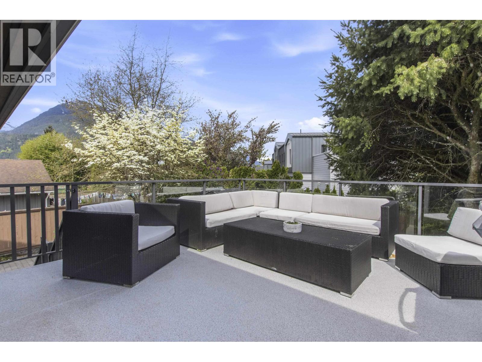 2101 Diamond Road, Squamish, British Columbia  V8B 0G2 - Photo 18 - R3118373