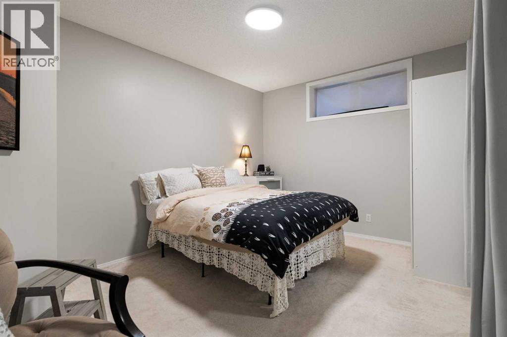 94 Edgebrook Heights Nw, Calgary, Alberta  T3A 5M5 - Photo 39 - A2306637