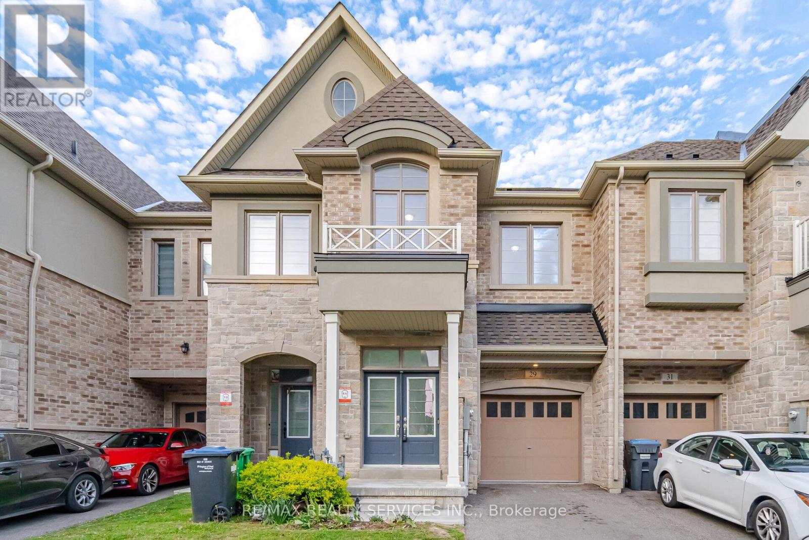 29 SUMMERBEAM WAY, Brampton, Ontario