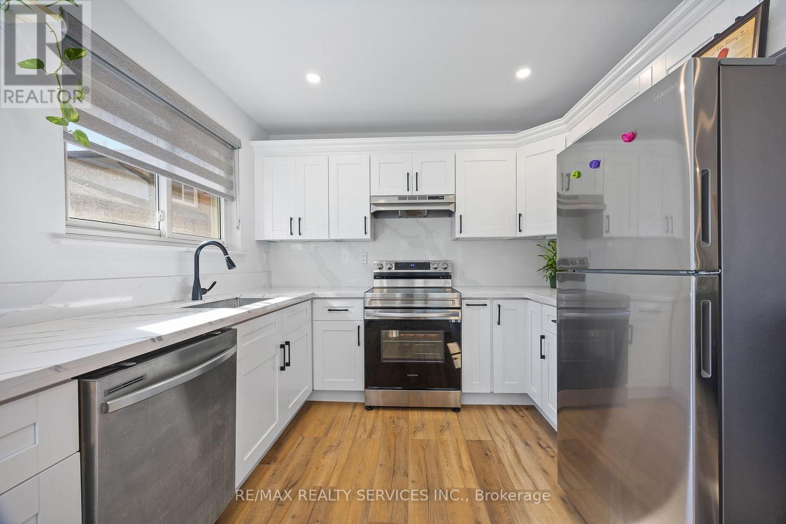 70 Wilton Drive, Brampton, Ontario  L6W 3A1 - Photo 13 - W13166826