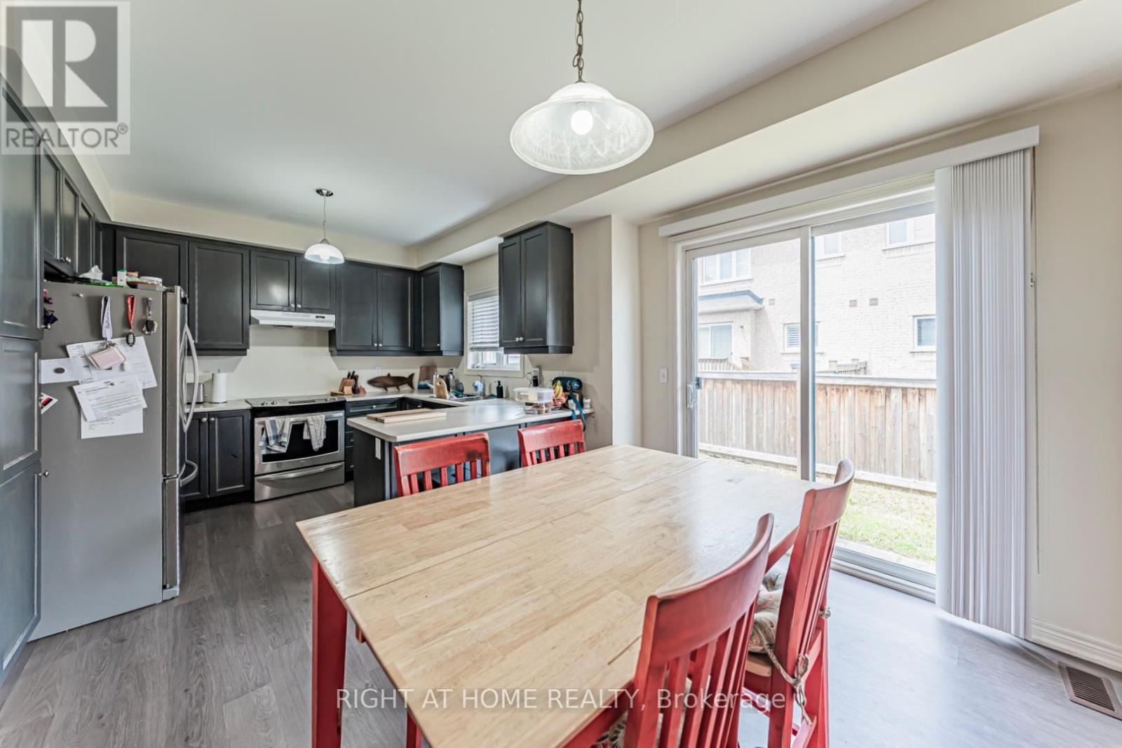549 Stream Crescent, Oakville, Ontario  L6M 1N7 - Photo 11 - W13166666
