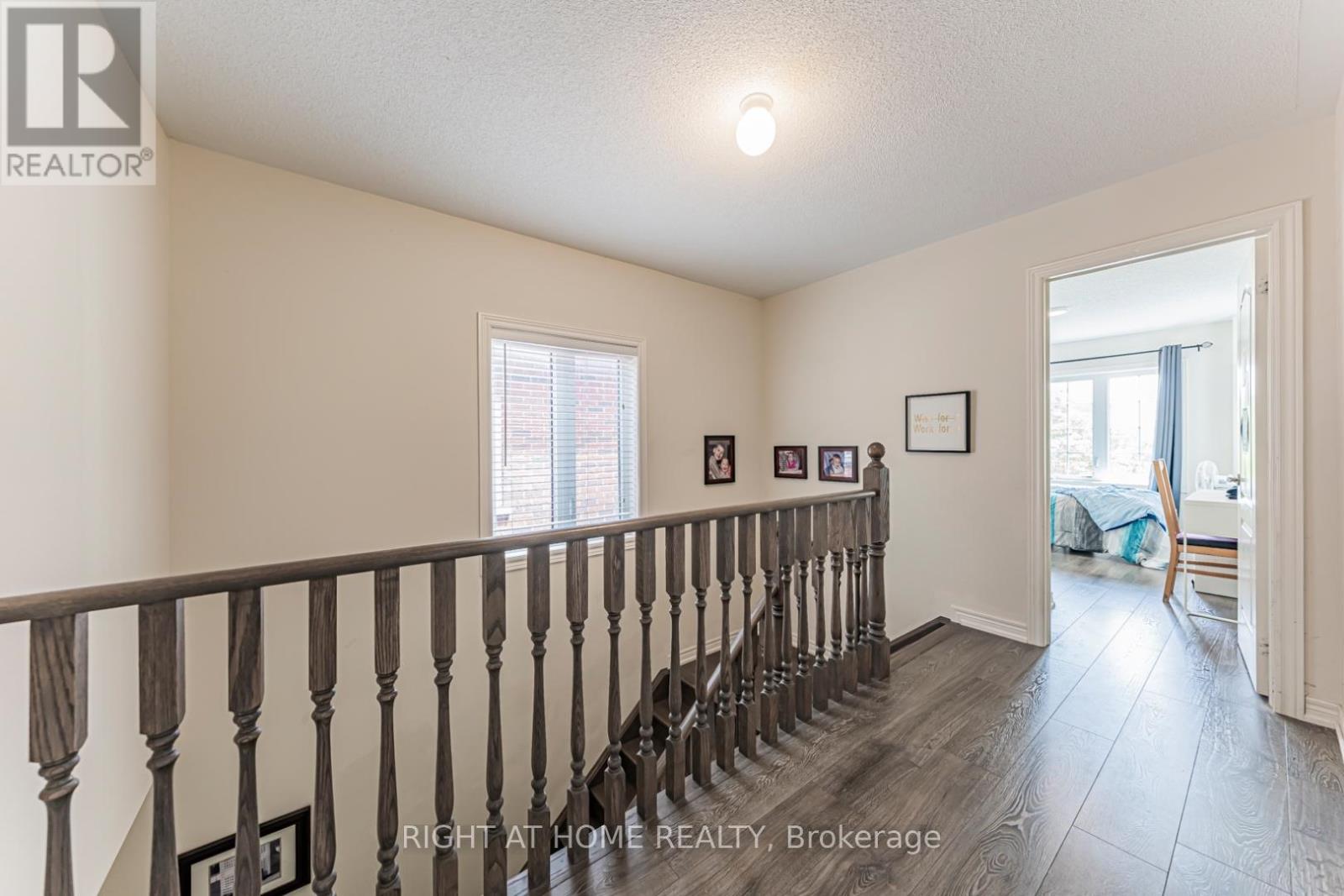 549 Stream Crescent, Oakville, Ontario  L6M 1N7 - Photo 15 - W13166666