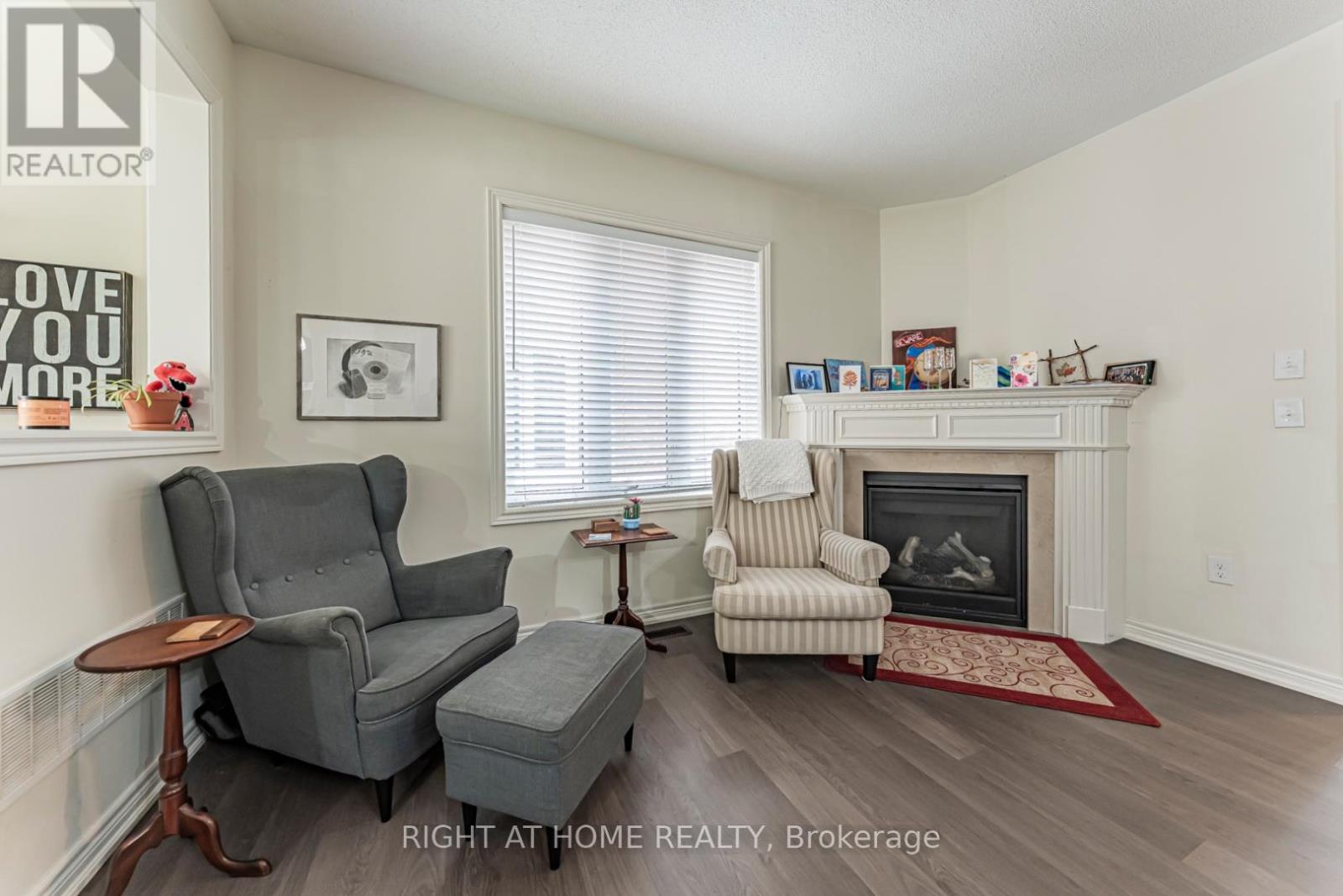 549 Stream Crescent, Oakville, Ontario  L6M 1N7 - Photo 5 - W13166666
