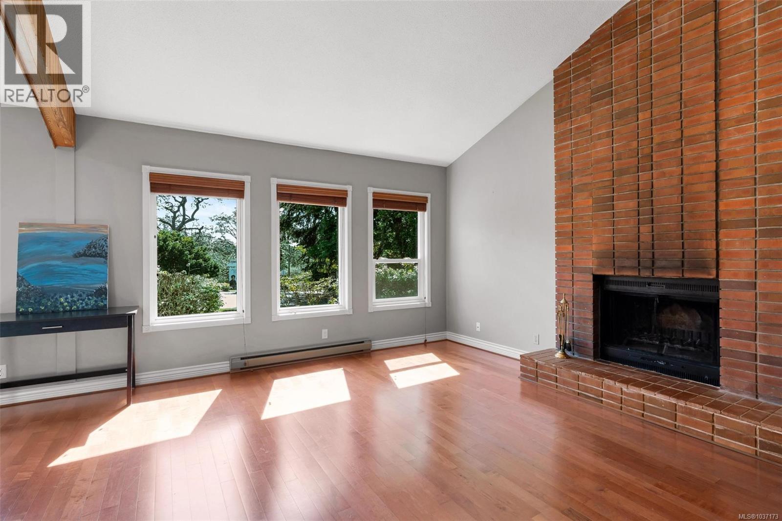 1606 Candela Pl, Saanich, British Columbia  V8N 5P4 - Photo 7 - 1037173