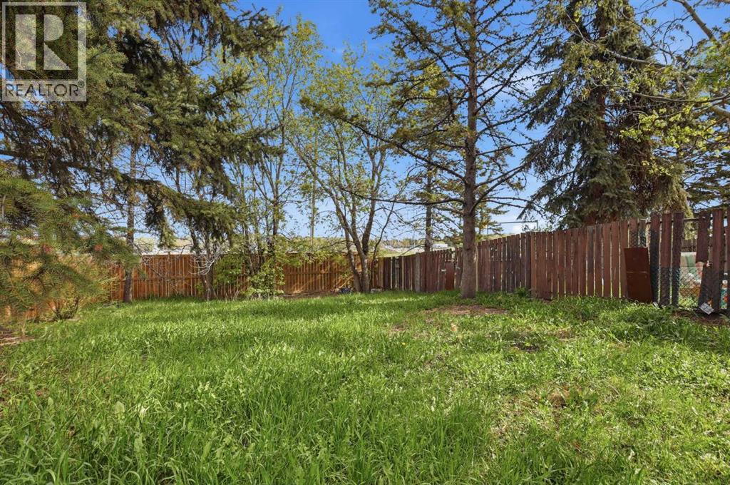 855 Whitehill Way NE, Calgary, Alberta  T1Y 3G1 - Photo 7 - A2314111
