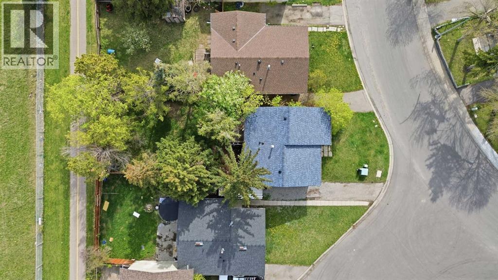 855 Whitehill Way NE, Calgary, Alberta  T1Y 3G1 - Photo 12 - A2314111