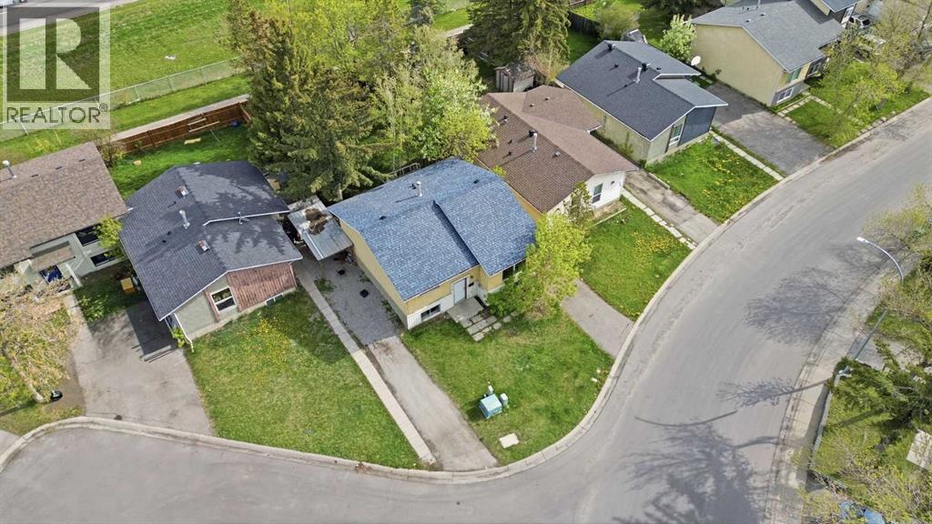 855 Whitehill Way NE, Calgary, Alberta  T1Y 3G1 - Photo 11 - A2314111