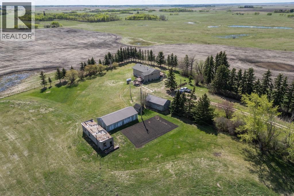 48107 Range Road 220, Rural Camrose County, Alberta  T0B 0G0 - Photo 1 - A2313607