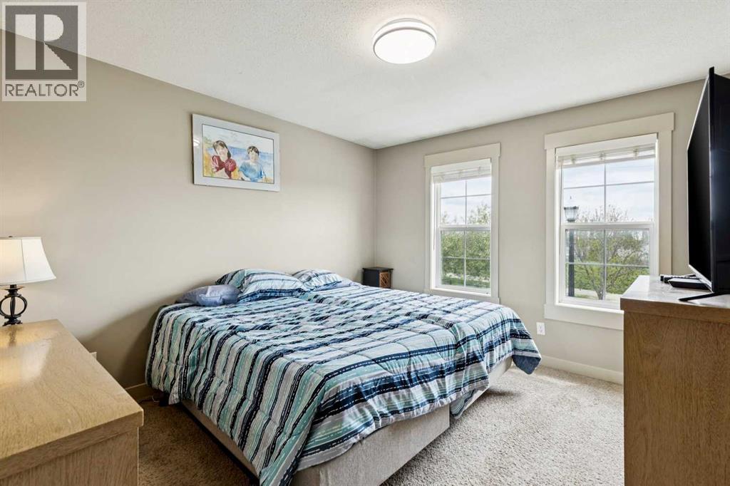 248 Cascades Pass, Chestermere, Alberta  T1X 0K8 - Photo 17 - A2314161