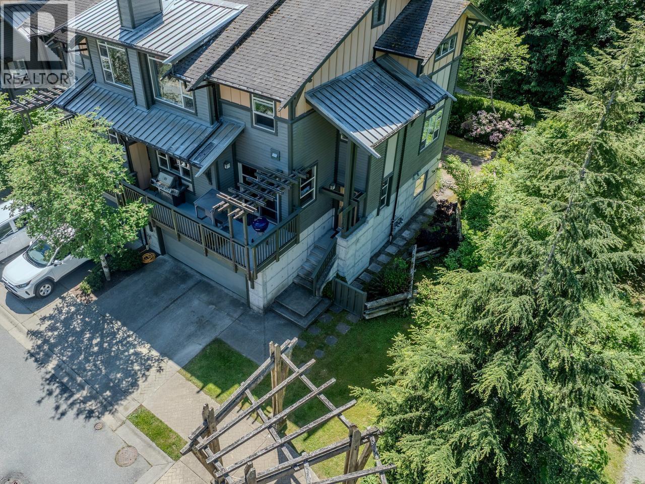 1162 Village Green Way, Squamish, British Columbia  V8B 0A9 - Photo 3 - R3127198