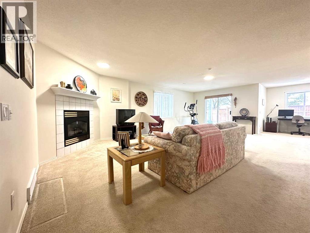 12 Signal Hill Lane SW, Calgary, Alberta  T3H 3N8 - Photo 24 - A2299943