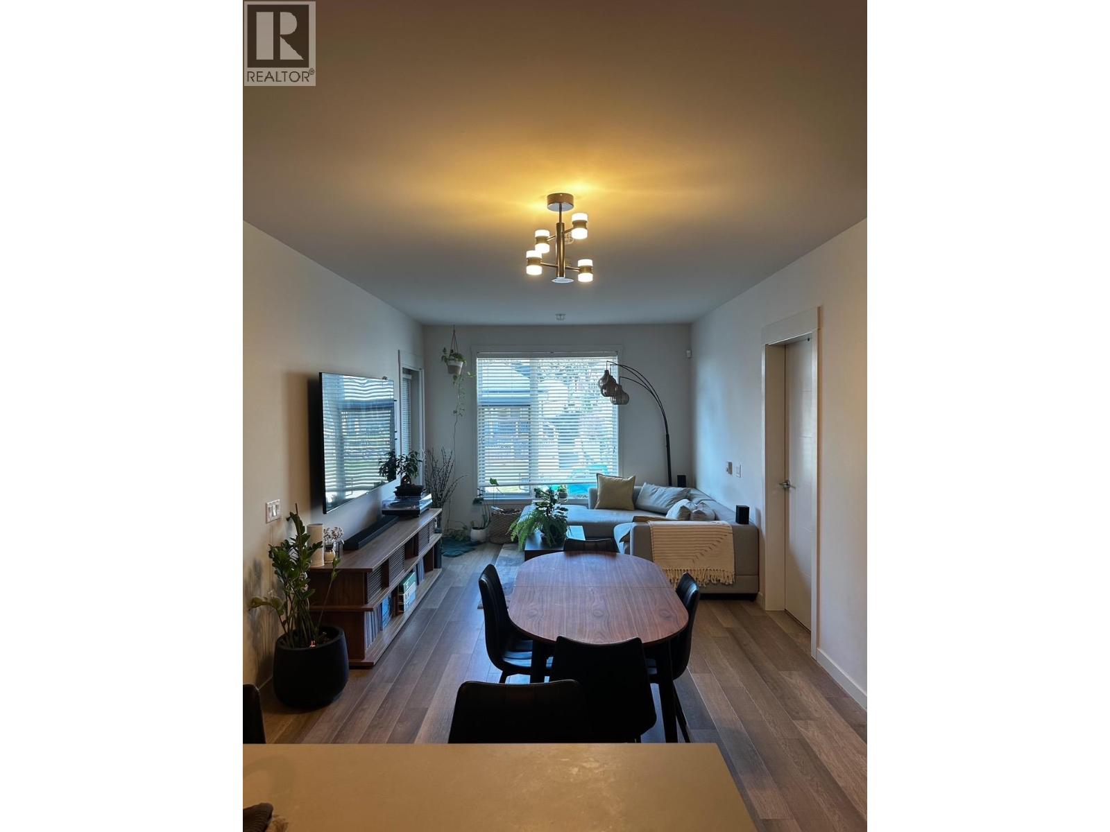 202 1012 Auckland Street, New Westminster, British Columbia  V3M 0M3 - Photo 4 - R3127202