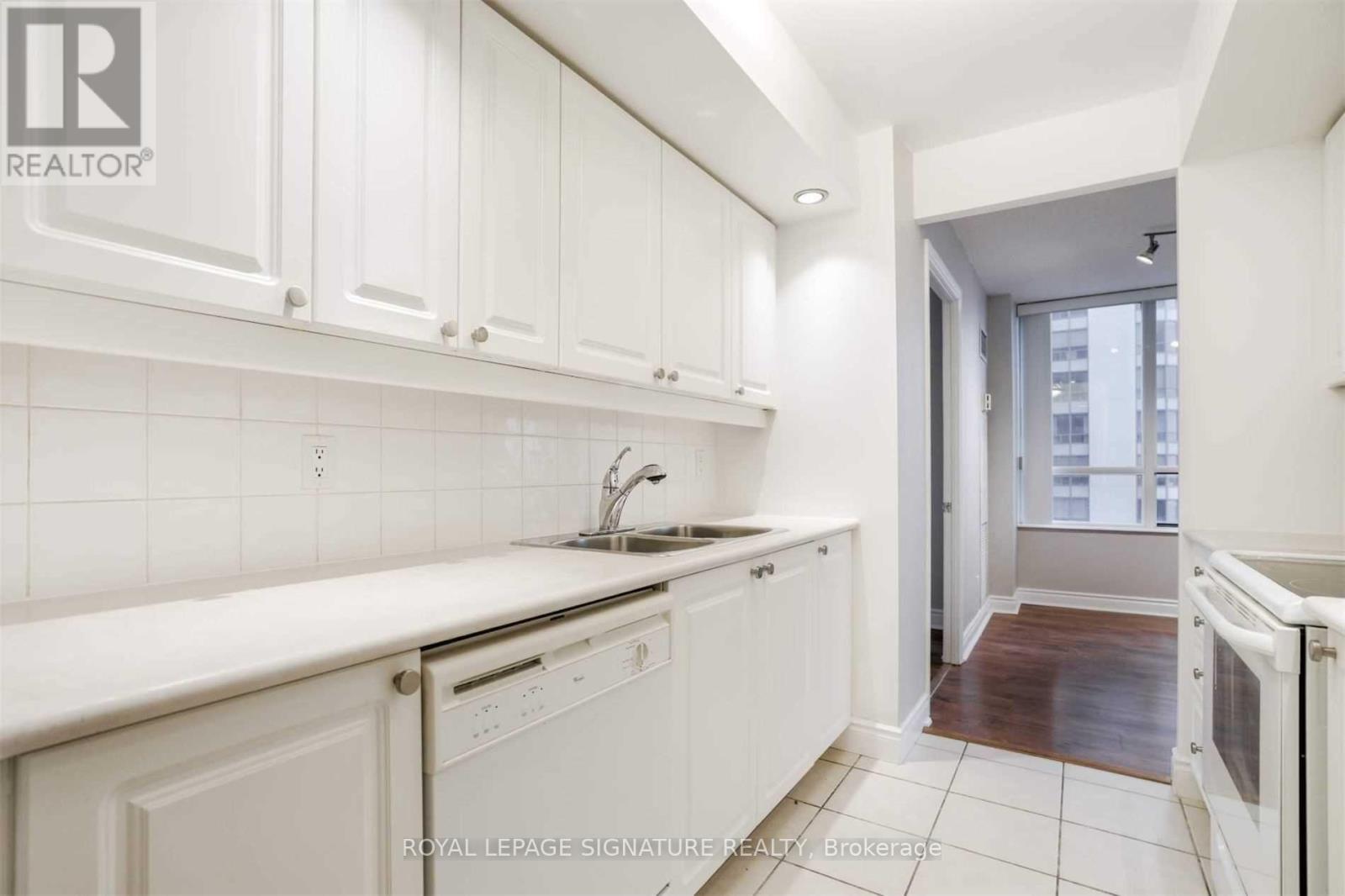719 - 15 Northtown Way, Toronto, Ontario M2N 7A2 - Photo 10 - C13165782