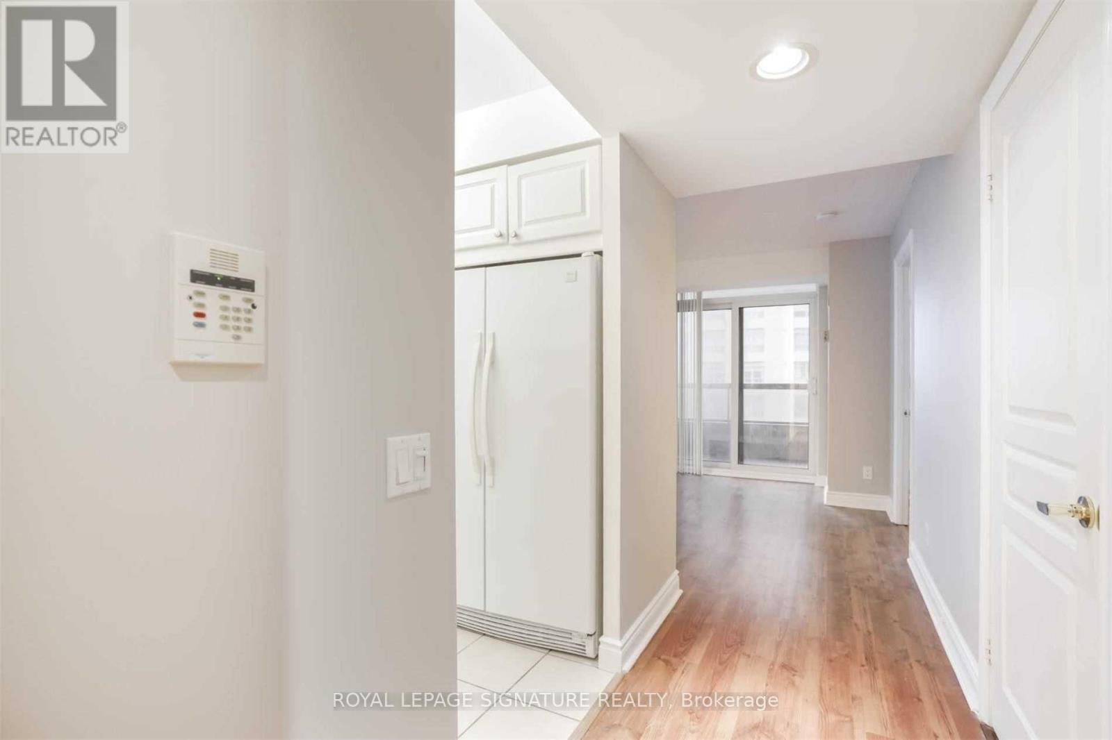 719 - 15 Northtown Way, Toronto, Ontario M2N 7A2 - Photo 9 - C13165782