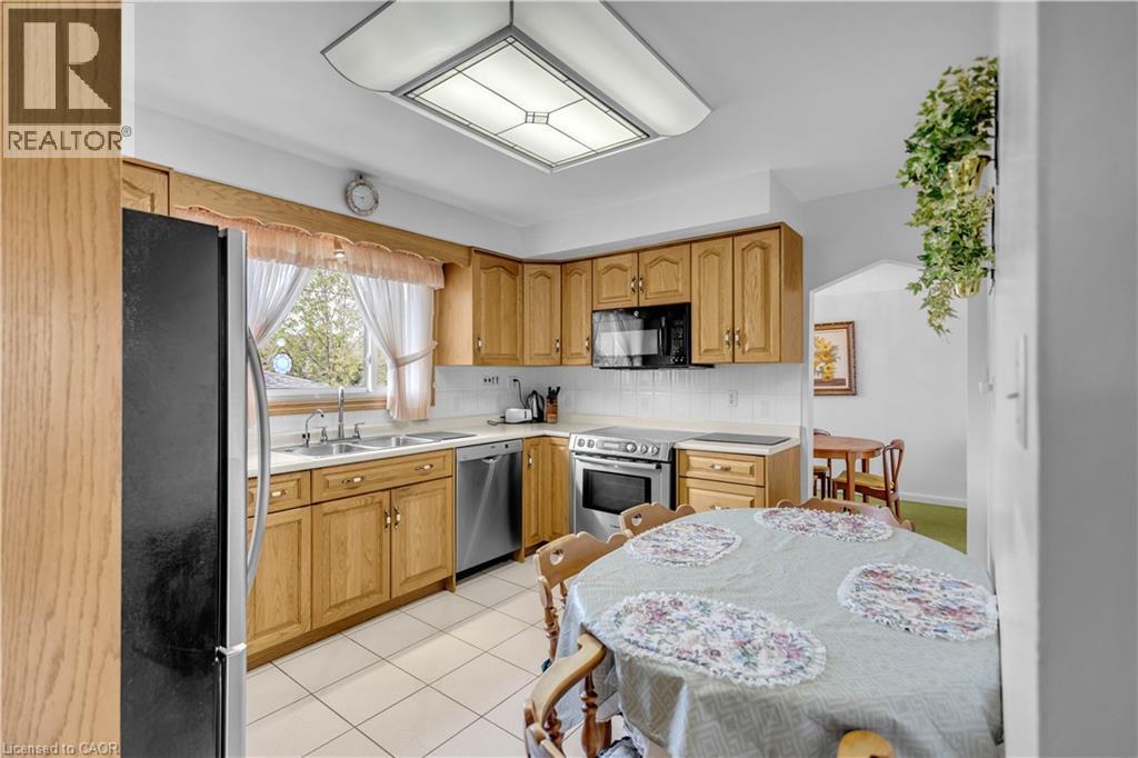22 Percy Court, Hamilton, Ontario  L6T 1W6 - Photo 11 - 40832987