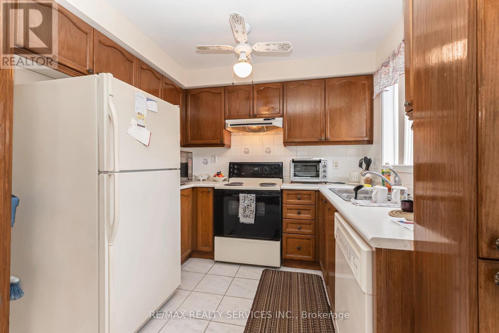3 Springhurst Avenue, Brampton, Ontario  L7A 1P6 - Photo 20 - W13166838