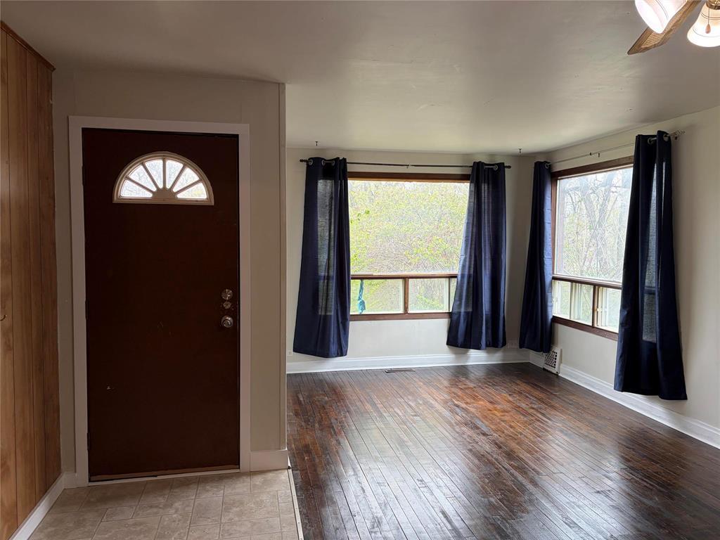 175 Waddell Avenue W, Dominion City, Manitoba  R0A 0H0 - Photo 1 - 202611512