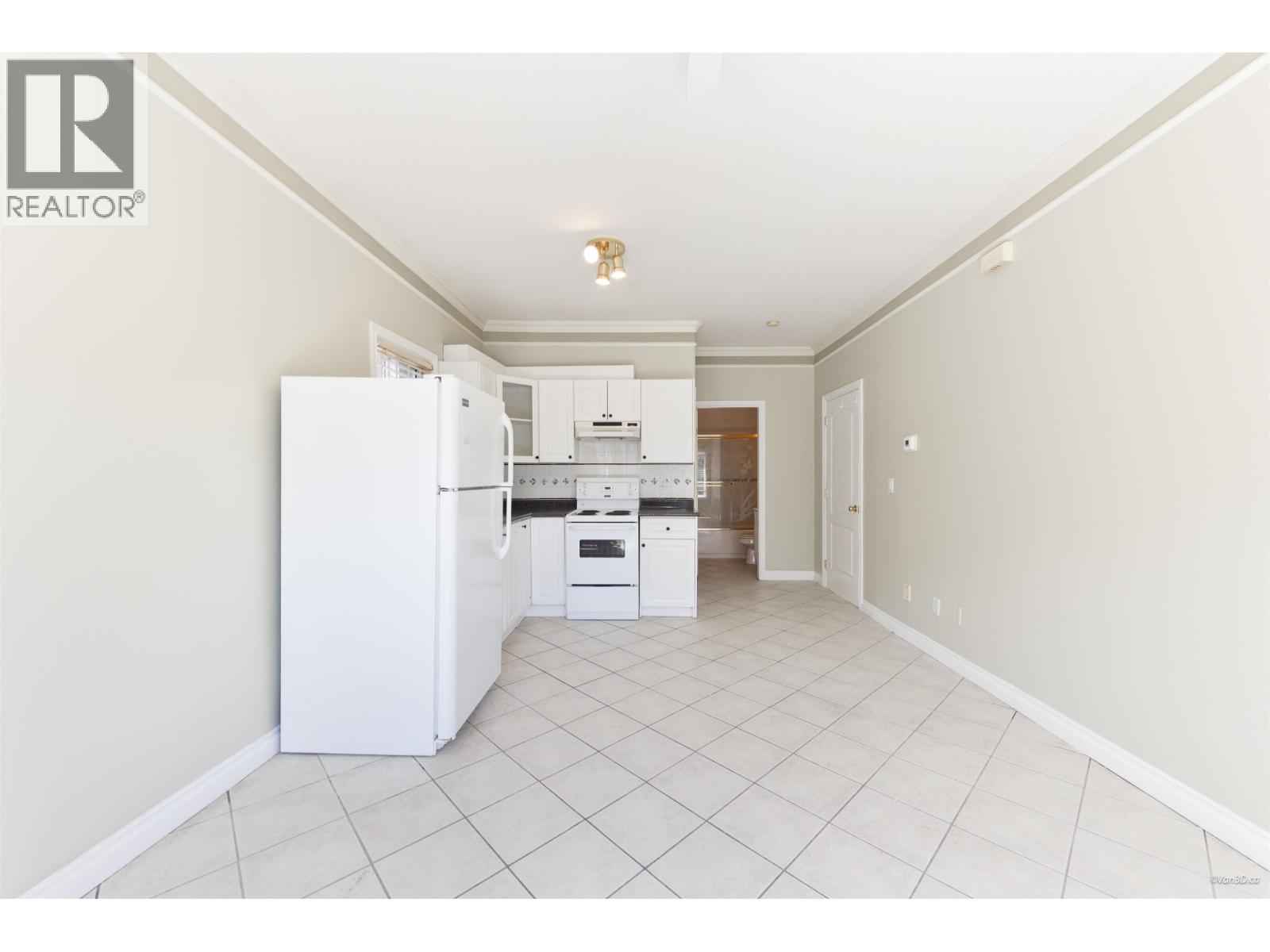 3770 Elmwood Street, Burnaby, British Columbia  V5G 1R7 - Photo 13 - R3126838