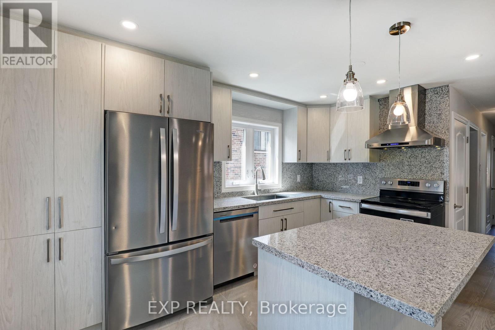 Main - 432 Mortimer Avenue, Toronto, Ontario M4J 2G9 - Photo 3 - E13166862