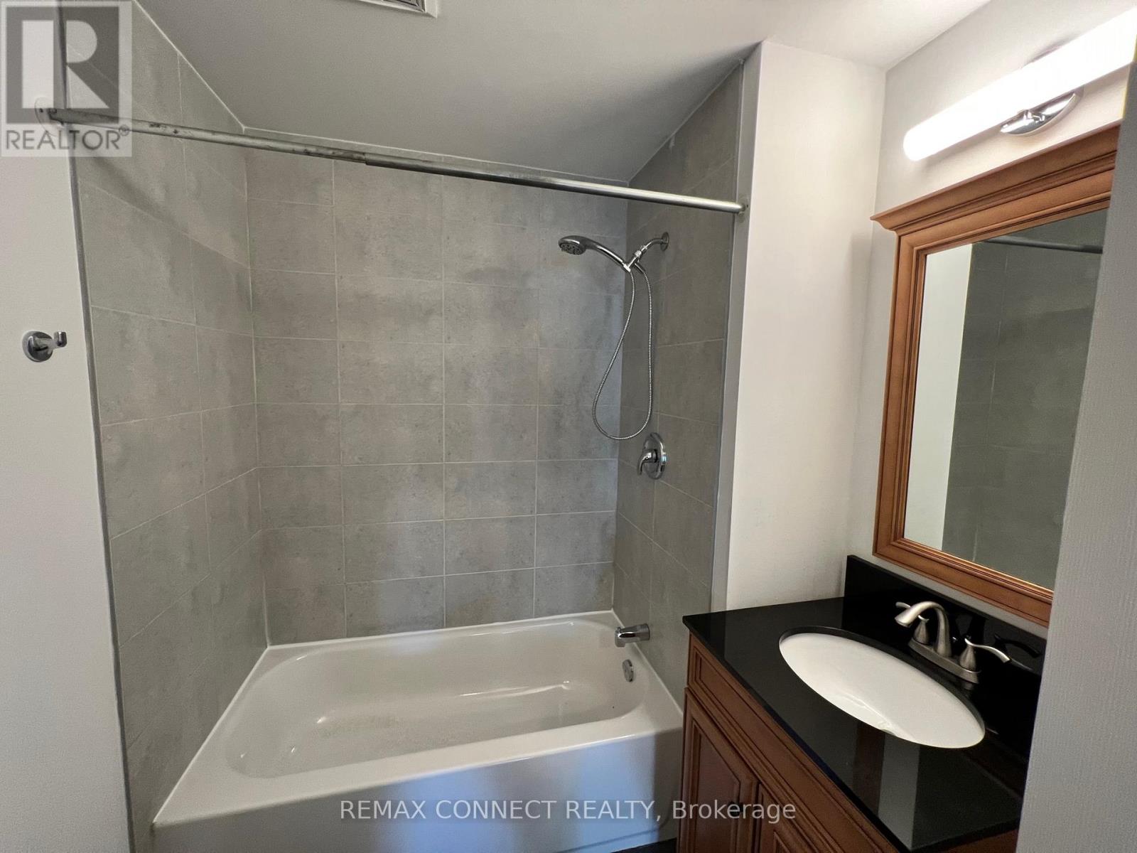 2a - 2828 Dundas Street W, Toronto, Ontario M6P 1Y7 - Photo 14 - W13166870