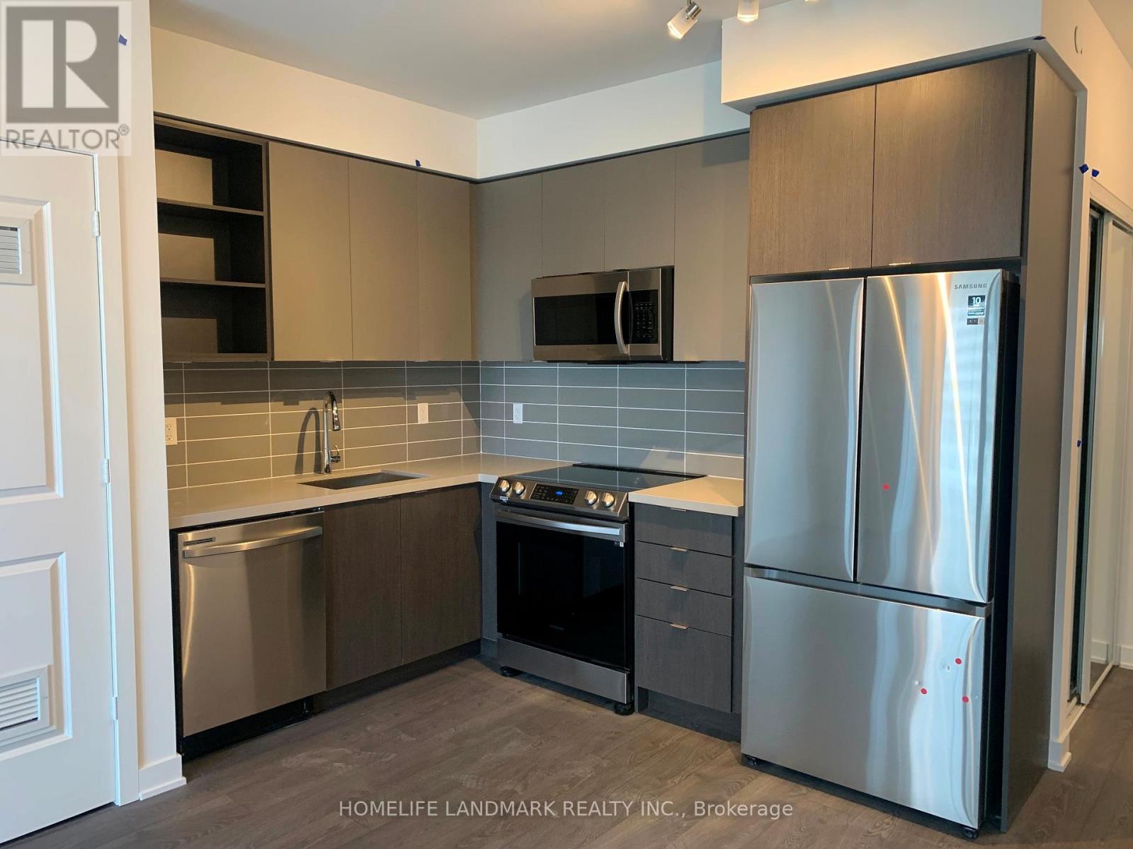 610 - 4675 Metcalfe Avenue, Mississauga, Ontario L5M 0Z8 - Photo 4 - W13166872