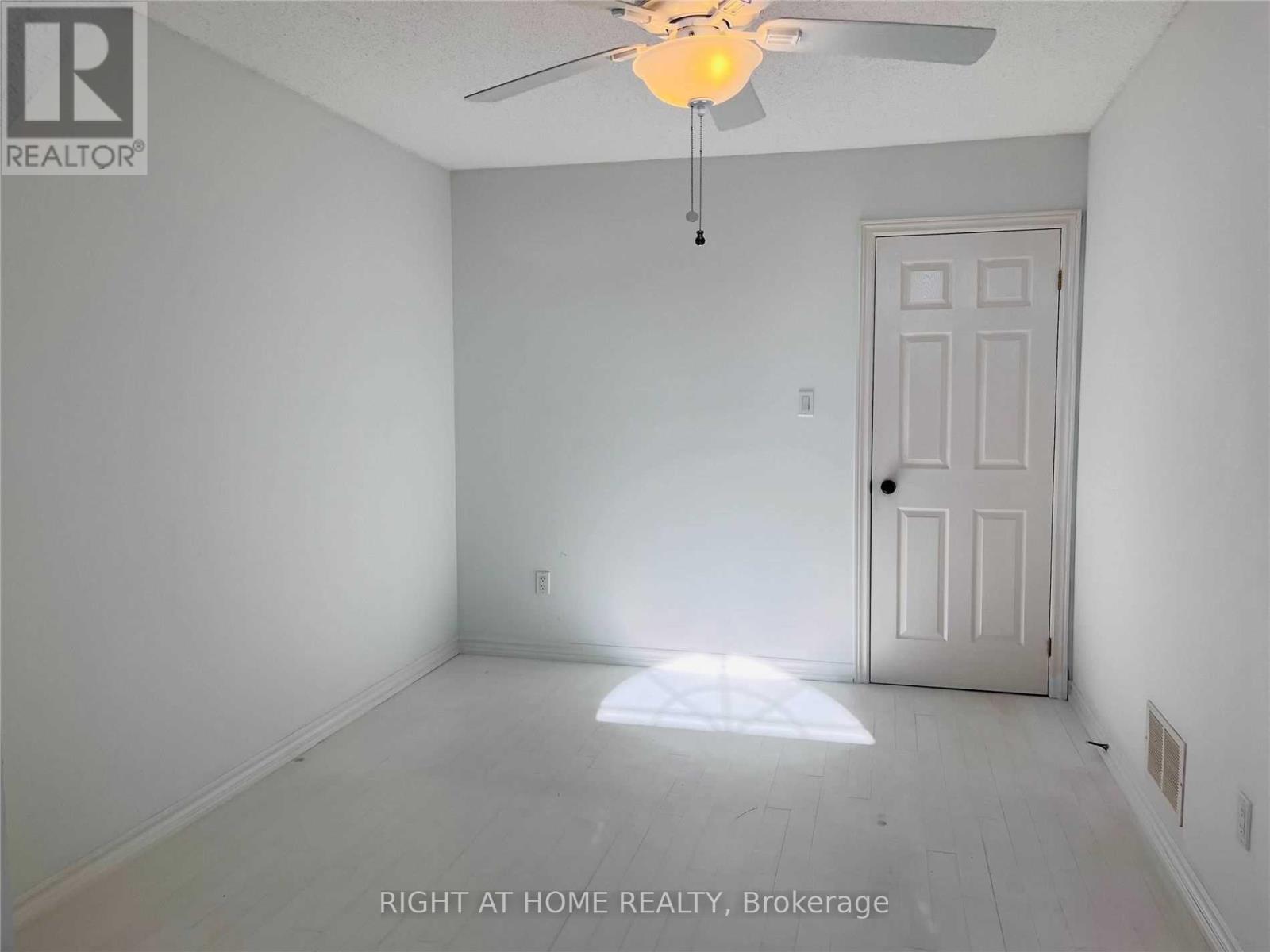2471 Felhaber Crescent, Oakville, Ontario L6H 7R8 - Photo 21 - W13166876