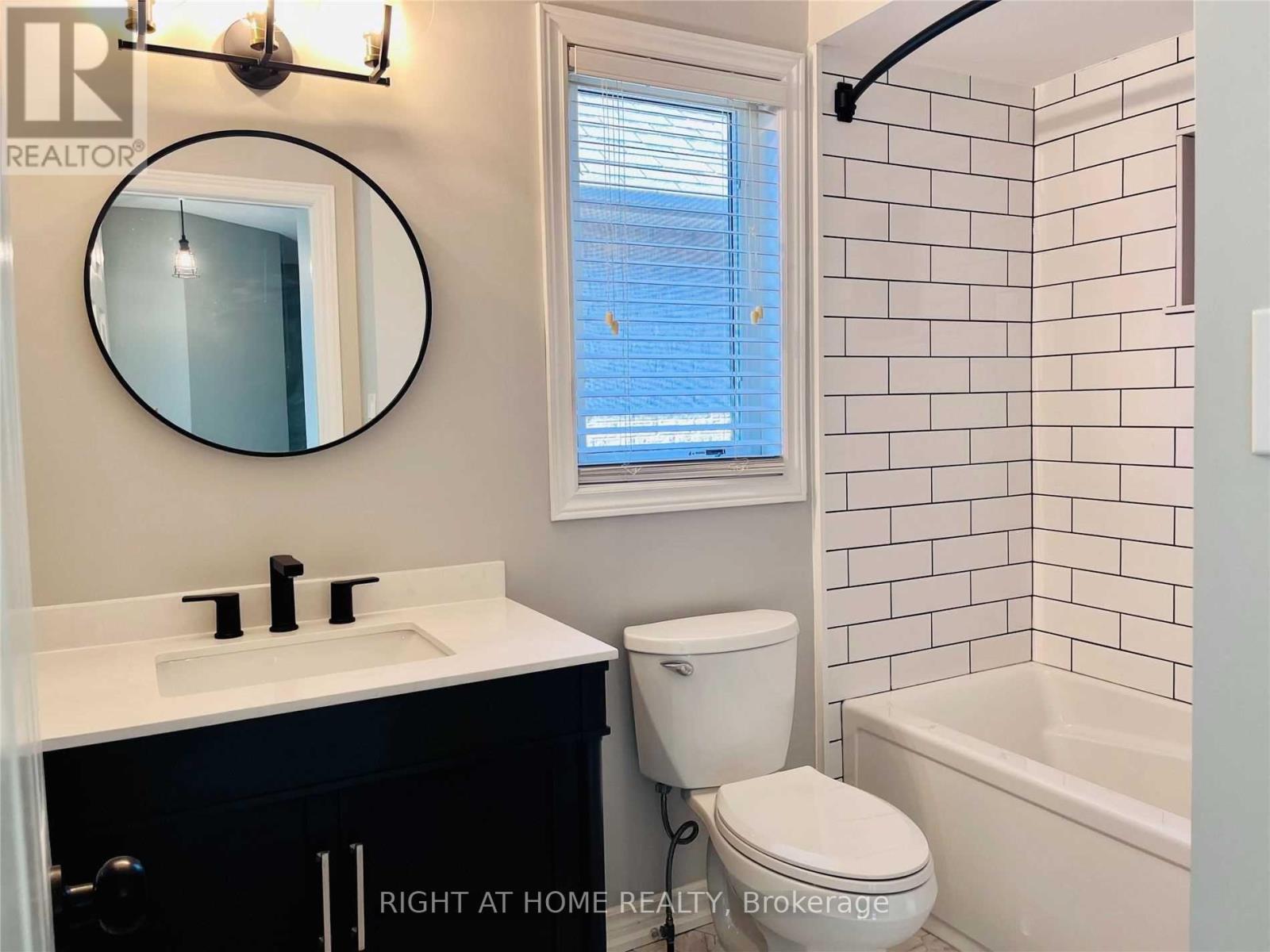 2471 Felhaber Crescent, Oakville, Ontario L6H 7R8 - Photo 22 - W13166876