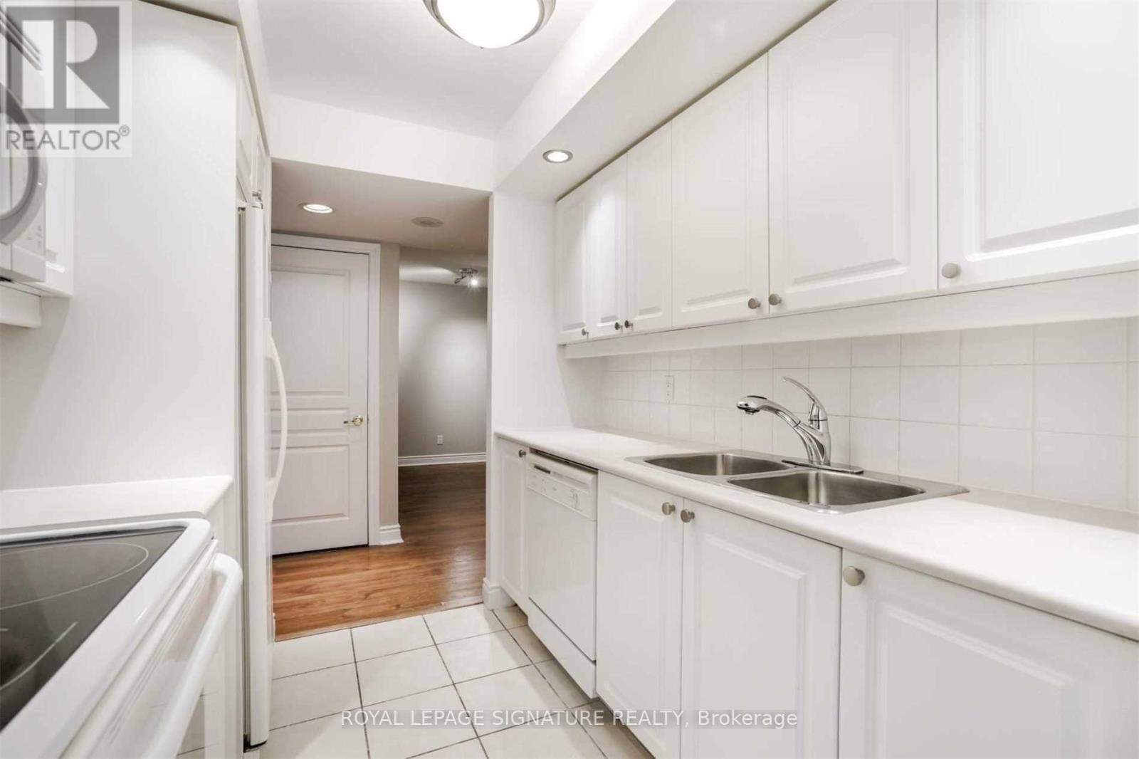 719 - 15 Northtown Way, Toronto, Ontario M2N 7A2 - Photo 13 - C13165782