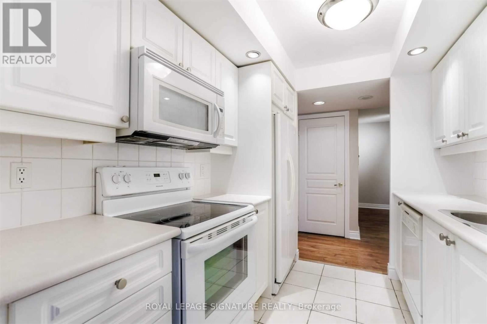 719 - 15 Northtown Way, Toronto, Ontario M2N 7A2 - Photo 12 - C13165782